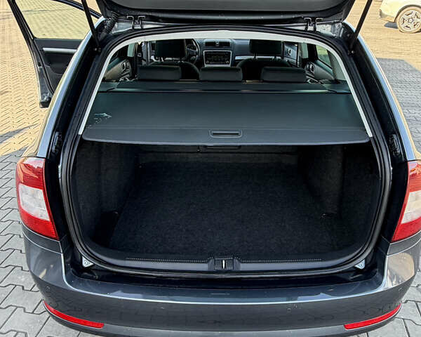 Сірий Шкода Октавія, об'ємом двигуна 1.8 л та пробігом 157 тис. км за 8150 $, фото 22 на Automoto.ua