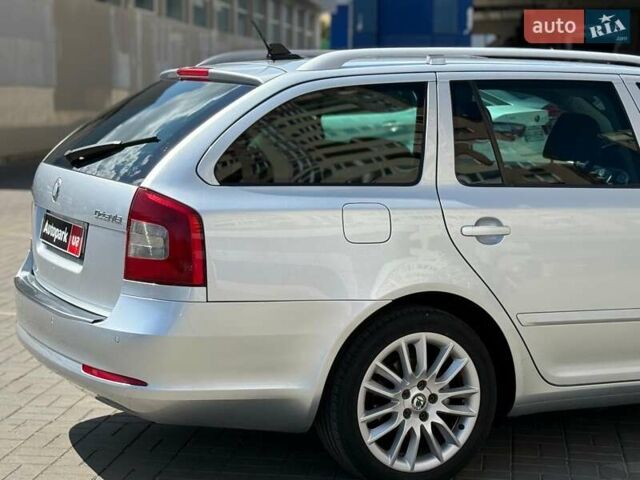 Серый Шкода Октавия, объемом двигателя 1.8 л и пробегом 239 тыс. км за 8690 $, фото 3 на Automoto.ua