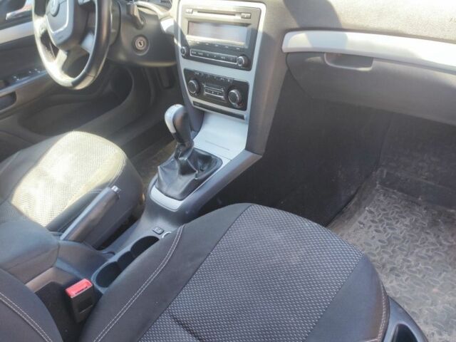 Серый Шкода Октавия, объемом двигателя 1 л и пробегом 29 тыс. км за 6700 $, фото 2 на Automoto.ua