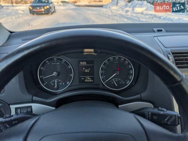 Серый Шкода Октавия, объемом двигателя 1.8 л и пробегом 105 тыс. км за 7550 $, фото 71 на Automoto.ua