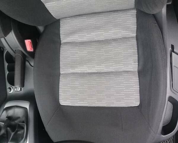 Сірий Шкода Октавія, об'ємом двигуна 1.8 л та пробігом 204 тис. км за 7600 $, фото 22 на Automoto.ua