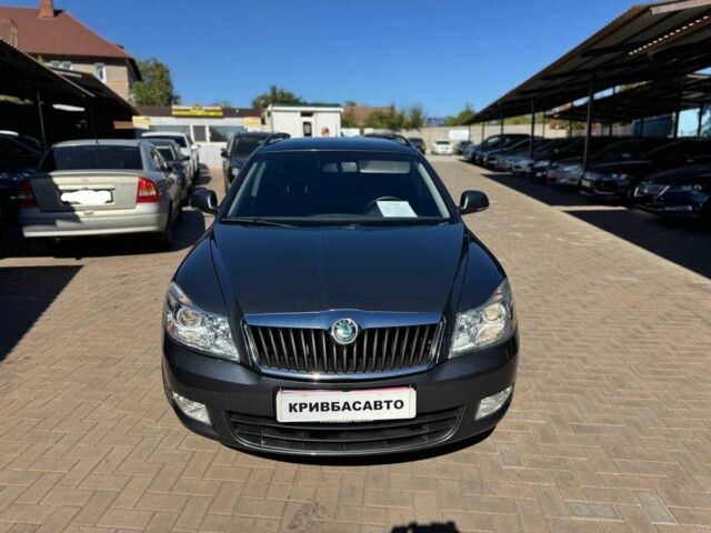 Сірий Шкода Октавія, об'ємом двигуна 1.8 л та пробігом 184 тис. км за 8800 $, фото 1 на Automoto.ua