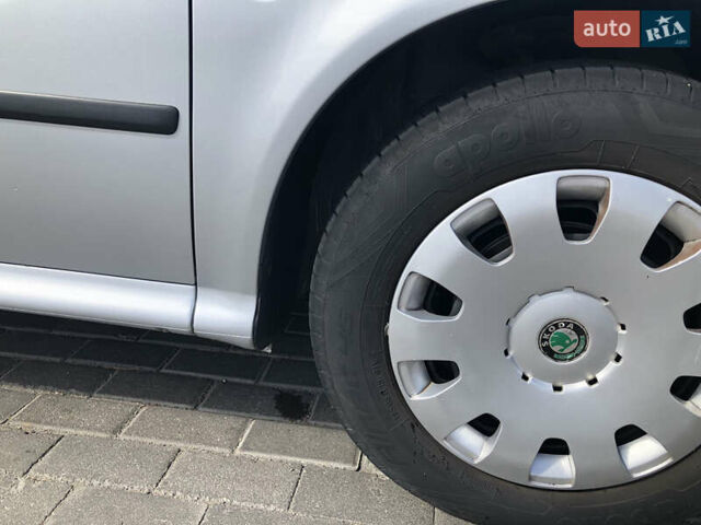 Сірий Шкода Октавія, об'ємом двигуна 1.6 л та пробігом 160 тис. км за 7300 $, фото 8 на Automoto.ua