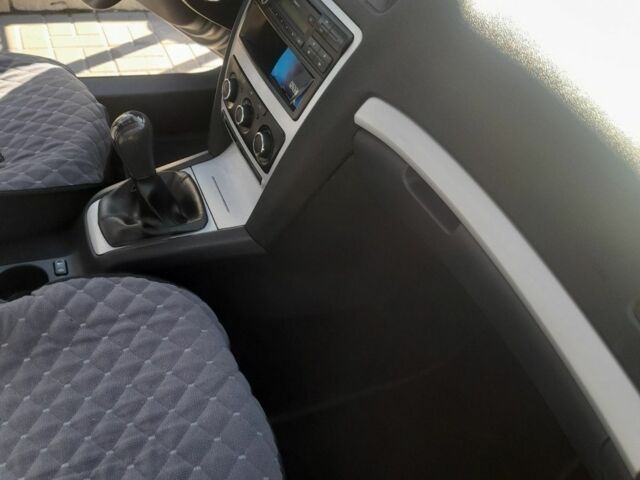 Серый Шкода Октавия, объемом двигателя 1.6 л и пробегом 270 тыс. км за 8500 $, фото 3 на Automoto.ua