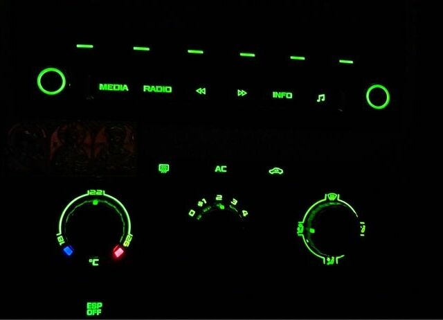 Серый Шкода Октавия, объемом двигателя 1.6 л и пробегом 133 тыс. км за 7700 $, фото 17 на Automoto.ua