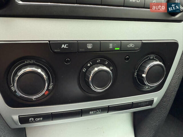 Сірий Шкода Октавія, об'ємом двигуна 1.4 л та пробігом 200 тис. км за 9650 $, фото 25 на Automoto.ua