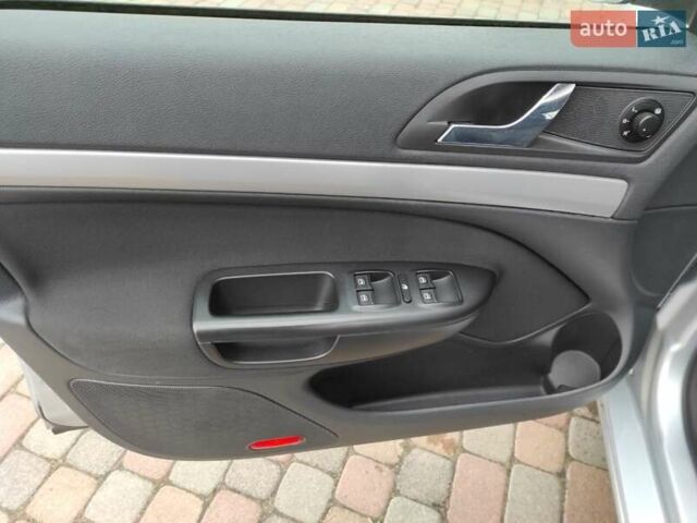 Серый Шкода Октавия, объемом двигателя 1.6 л и пробегом 310 тыс. км за 7700 $, фото 18 на Automoto.ua