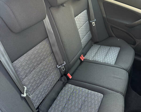 Сірий Шкода Октавія, об'ємом двигуна 1.8 л та пробігом 215 тис. км за 7900 $, фото 20 на Automoto.ua