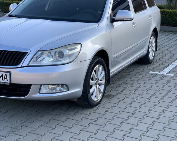 Сірий Шкода Октавія, об'ємом двигуна 1.6 л та пробігом 181 тис. км за 8799 $, фото 91 на Automoto.ua