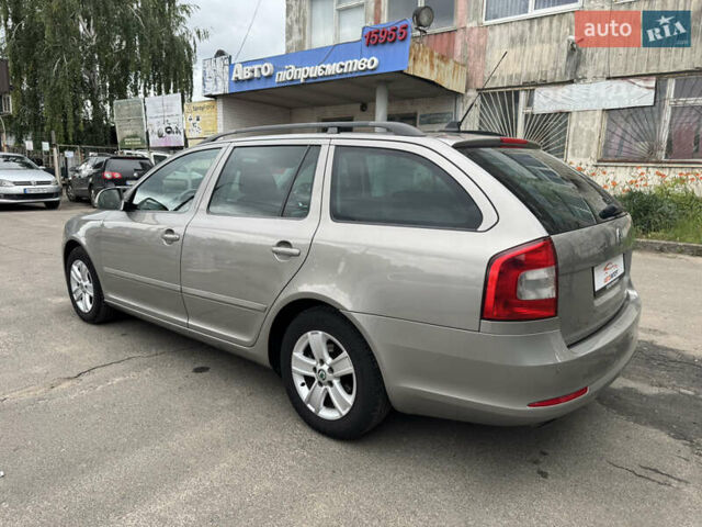 Серый Шкода Октавия, объемом двигателя 1.6 л и пробегом 247 тыс. км за 9900 $, фото 49 на Automoto.ua