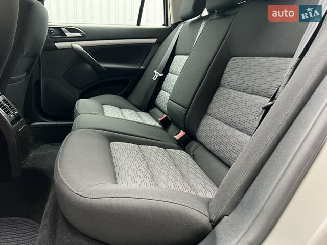 Сірий Шкода Октавія, об'ємом двигуна 1.6 л та пробігом 188 тис. км за 9200 $, фото 70 на Automoto.ua