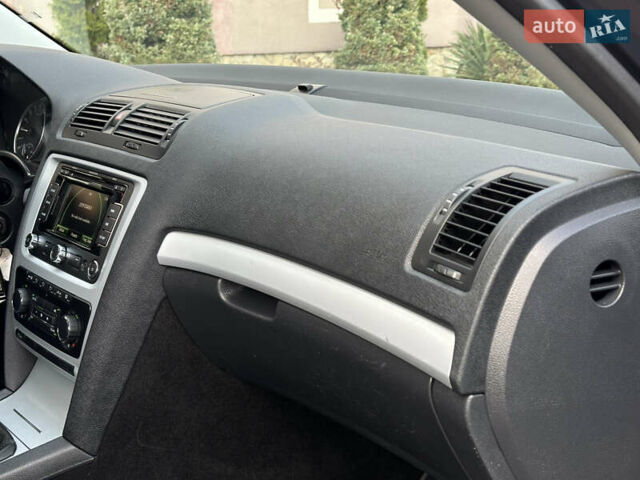 Серый Шкода Октавия, объемом двигателя 1.6 л и пробегом 217 тыс. км за 9400 $, фото 51 на Automoto.ua