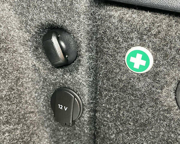 Сірий Шкода Октавія, об'ємом двигуна 1.6 л та пробігом 229 тис. км за 8999 $, фото 176 на Automoto.ua