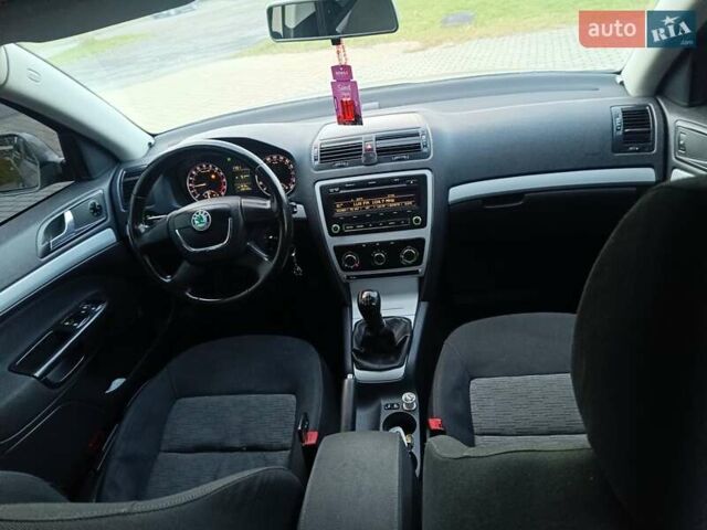 Серый Шкода Октавия, объемом двигателя 1.9 л и пробегом 290 тыс. км за 7000 $, фото 29 на Automoto.ua