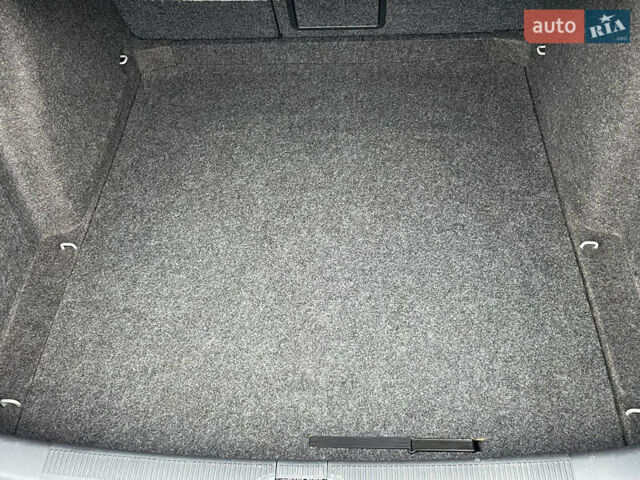 Серый Шкода Октавия, объемом двигателя 1.6 л и пробегом 229 тыс. км за 8999 $, фото 60 на Automoto.ua