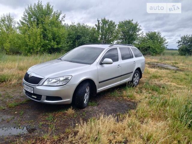 Сірий Шкода Октавія, об'ємом двигуна 2 л та пробігом 222 тис. км за 6950 $, фото 5 на Automoto.ua