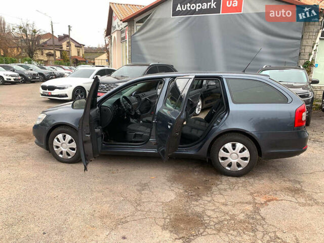 Сірий Шкода Октавія, об'ємом двигуна 1.6 л та пробігом 307 тис. км за 7190 $, фото 27 на Automoto.ua