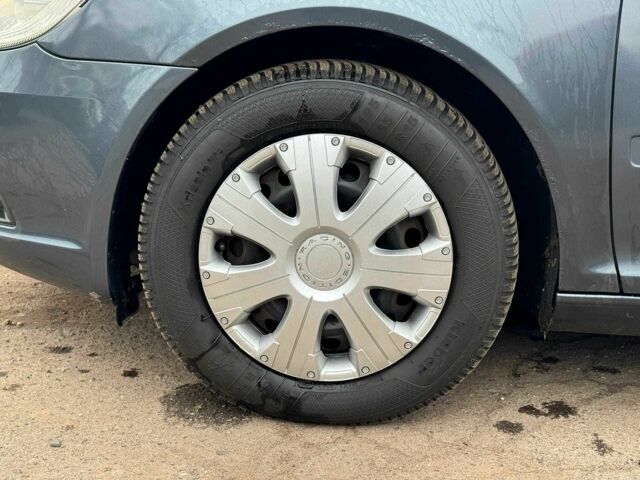 Сірий Шкода Октавія, об'ємом двигуна 1.6 л та пробігом 307 тис. км за 5890 $, фото 11 на Automoto.ua