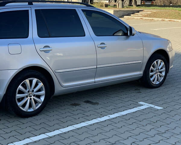 Сірий Шкода Октавія, об'ємом двигуна 1.6 л та пробігом 181 тис. км за 8799 $, фото 79 на Automoto.ua
