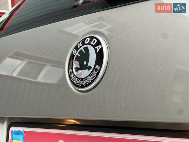 Сірий Шкода Октавія, об'ємом двигуна 1.6 л та пробігом 188 тис. км за 9200 $, фото 23 на Automoto.ua