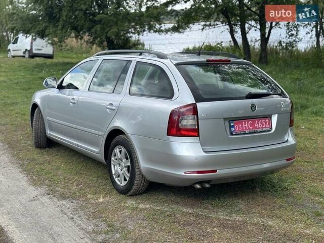 Серый Шкода Октавия, объемом двигателя 2 л и пробегом 207 тыс. км за 9050 $, фото 5 на Automoto.ua