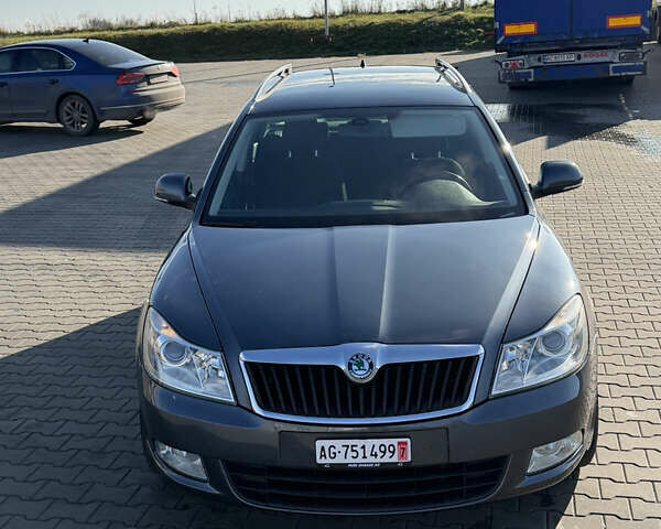 Сірий Шкода Октавія, об'ємом двигуна 1.8 л та пробігом 157 тис. км за 8150 $, фото 10 на Automoto.ua