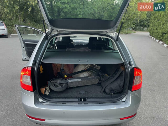 Серый Шкода Октавия, объемом двигателя 1.6 л и пробегом 167 тыс. км за 9500 $, фото 27 на Automoto.ua