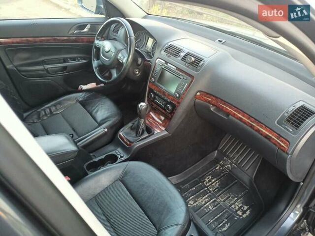 Серый Шкода Октавия, объемом двигателя 1.9 л и пробегом 266 тыс. км за 6800 $, фото 28 на Automoto.ua
