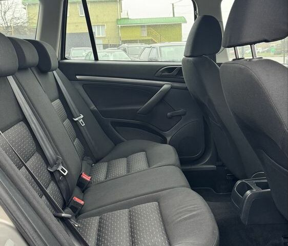 Серый Шкода Октавия, объемом двигателя 1.4 л и пробегом 174 тыс. км за 7500 $, фото 16 на Automoto.ua