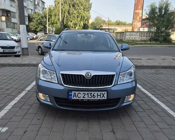 Серый Шкода Октавия, объемом двигателя 1.4 л и пробегом 246 тыс. км за 8700 $, фото 3 на Automoto.ua