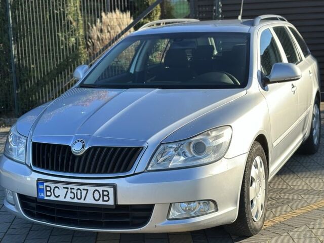 Серый Шкода Октавия, объемом двигателя 1.6 л и пробегом 280 тыс. км за 6600 $, фото 1 на Automoto.ua