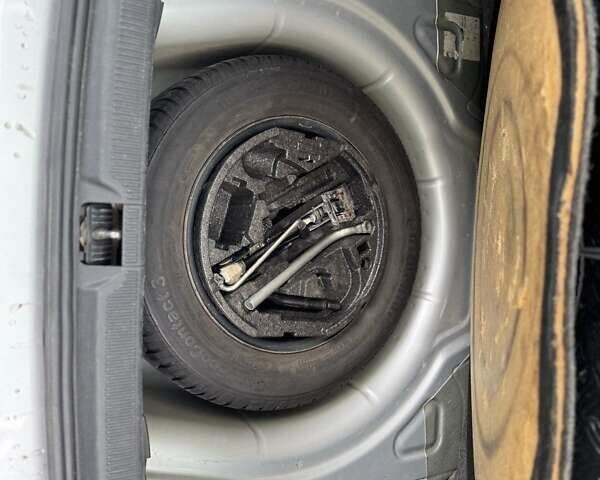 Серый Шкода Октавия, объемом двигателя 2 л и пробегом 207 тыс. км за 9050 $, фото 13 на Automoto.ua