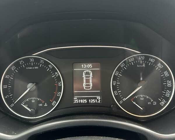 Серый Шкода Октавия, объемом двигателя 1.6 л и пробегом 251 тыс. км за 7800 $, фото 36 на Automoto.ua
