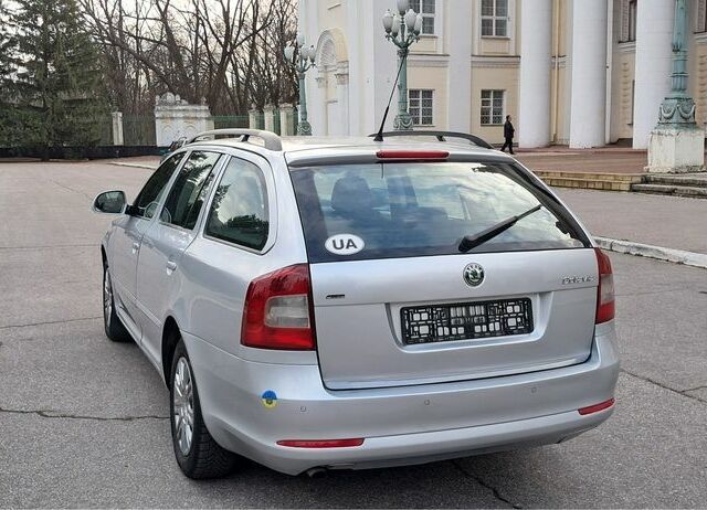 Серый Шкода Октавия, объемом двигателя 1.6 л и пробегом 133 тыс. км за 7700 $, фото 6 на Automoto.ua