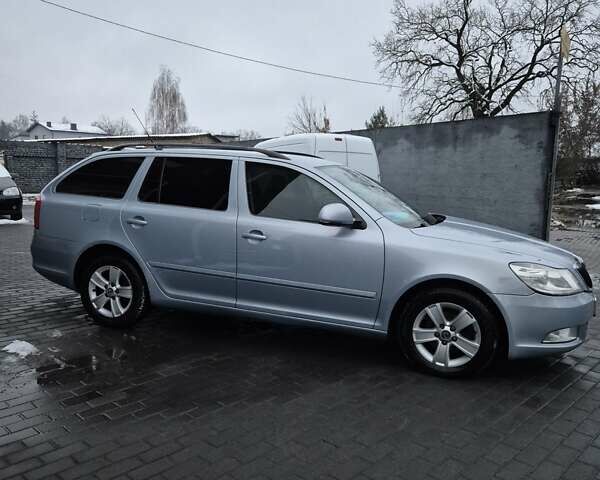 Сірий Шкода Октавія, об'ємом двигуна 1.6 л та пробігом 320 тис. км за 6400 $, фото 9 на Automoto.ua