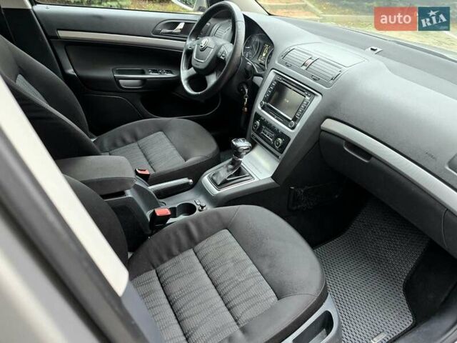 Серый Шкода Октавия, объемом двигателя 1.8 л и пробегом 226 тыс. км за 6400 $, фото 29 на Automoto.ua