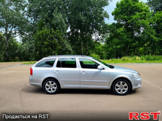 Серый Шкода Октавия, объемом двигателя 1.6 л и пробегом 200 тыс. км за 8350 $, фото 4 на Automoto.ua