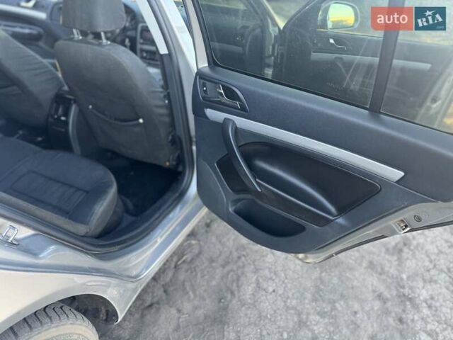 Серый Шкода Октавия, объемом двигателя 1.6 л и пробегом 290 тыс. км за 7400 $, фото 1 на Automoto.ua