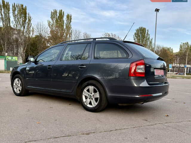 Серый Шкода Октавия, объемом двигателя 1.6 л и пробегом 210 тыс. км за 8999 $, фото 7 на Automoto.ua