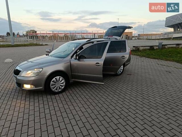 Серый Шкода Октавия, объемом двигателя 1.9 л и пробегом 290 тыс. км за 7000 $, фото 34 на Automoto.ua