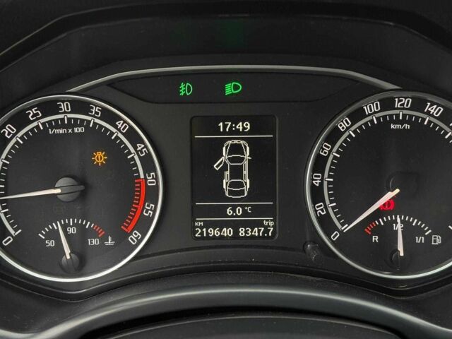 Серый Шкода Октавия, объемом двигателя 2 л и пробегом 219 тыс. км за 6990 $, фото 20 на Automoto.ua