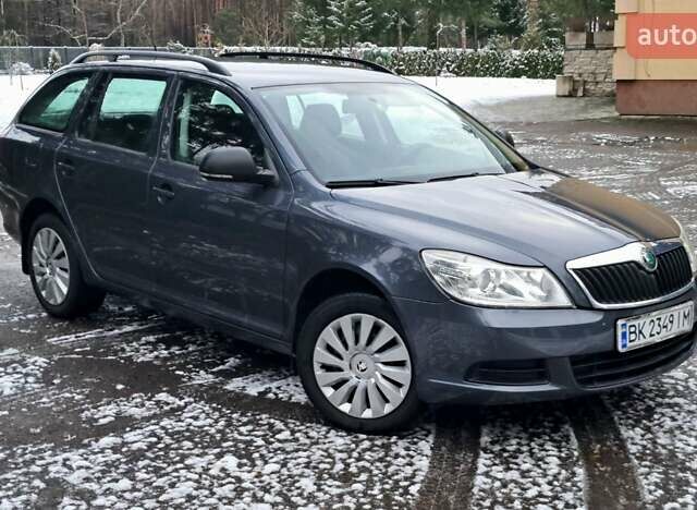Серый Шкода Октавия, объемом двигателя 1.4 л и пробегом 201 тыс. км за 7500 $, фото 1 на Automoto.ua