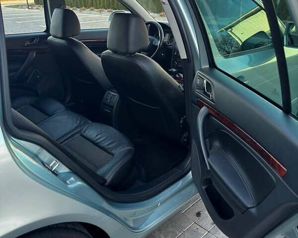 Серый Шкода Октавия, объемом двигателя 1.8 л и пробегом 183 тыс. км за 8800 $, фото 46 на Automoto.ua