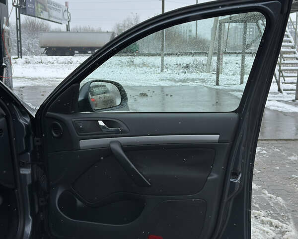 Серый Шкода Октавия, объемом двигателя 1.4 л и пробегом 216 тыс. км за 7450 $, фото 17 на Automoto.ua