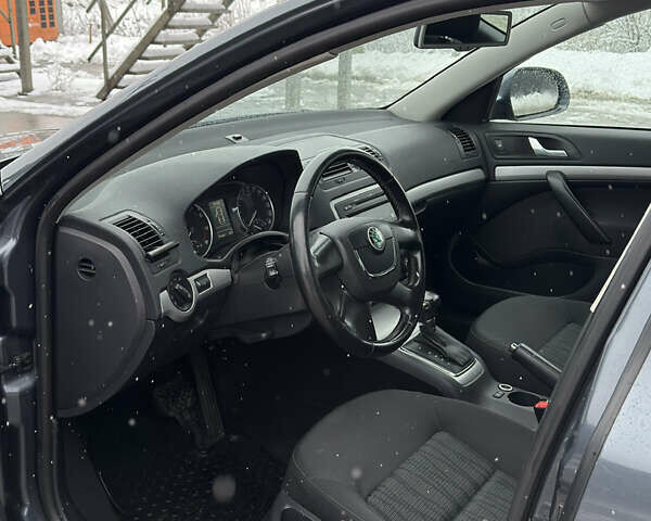 Сірий Шкода Октавія, об'ємом двигуна 1.4 л та пробігом 216 тис. км за 7450 $, фото 6 на Automoto.ua