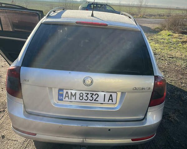 Серый Шкода Октавия, объемом двигателя 1.98 л и пробегом 379 тыс. км за 5800 $, фото 5 на Automoto.ua