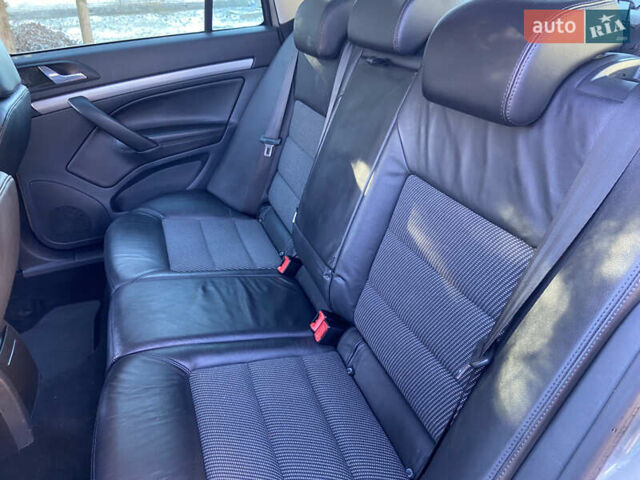 Серый Шкода Октавия, объемом двигателя 1.8 л и пробегом 155 тыс. км за 7999 $, фото 12 на Automoto.ua