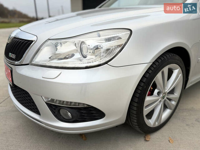 Серый Шкода Октавия, объемом двигателя 2 л и пробегом 185 тыс. км за 10700 $, фото 9 на Automoto.ua