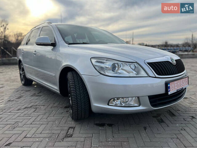 Сірий Шкода Октавія, об'ємом двигуна 1.8 л та пробігом 195 тис. км за 7800 $, фото 3 на Automoto.ua