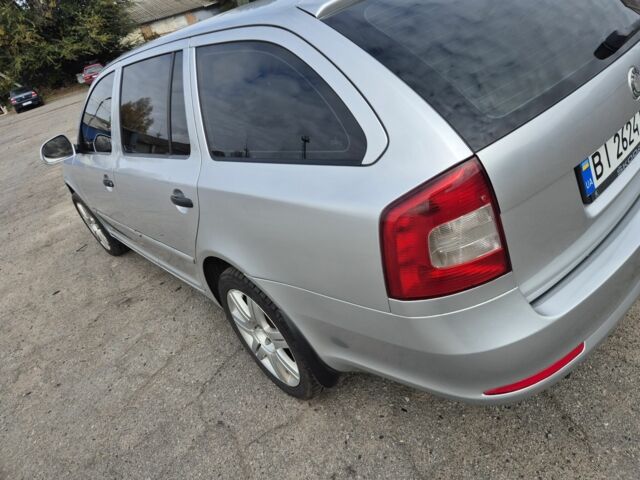 Шкода Октавия 2010 в Полтаве на Automoto.ua Серый Шкода Октавия, объемом двигателя 1.8 л и пробегом 230 тыс. км за 6500 $, фото 4 на Automoto.ua
